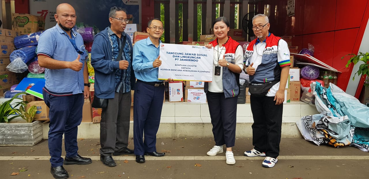 Jamkrindo Cepat Tanggap Kirim Bantuan ke Plumpang dan Natuna